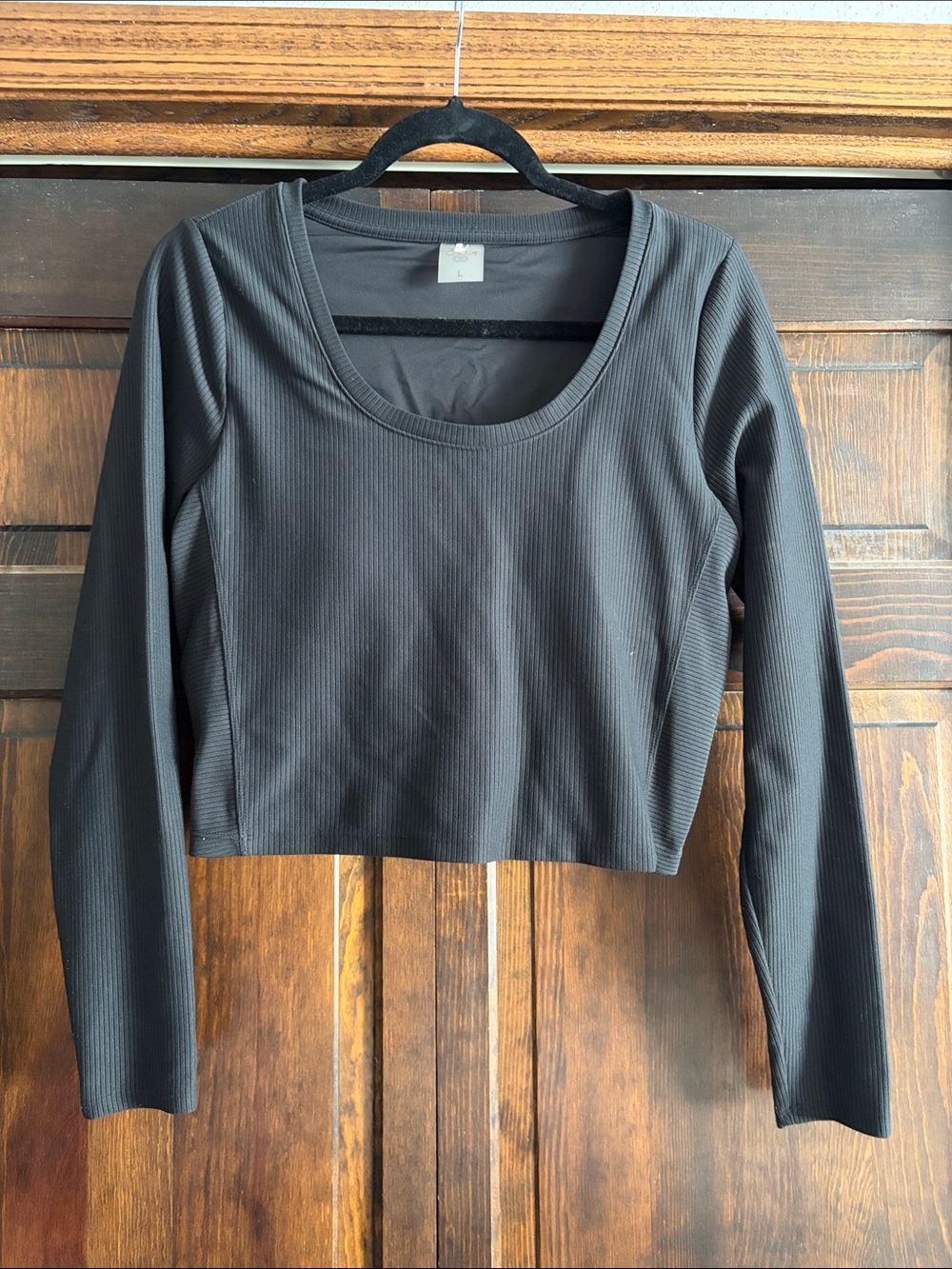 CALIA by Carrie Underwood Black Ribbed Long-Sleeve Scoop-Neck Crop Top